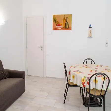 Comfy With Balcony Appartement Eraclea Mare