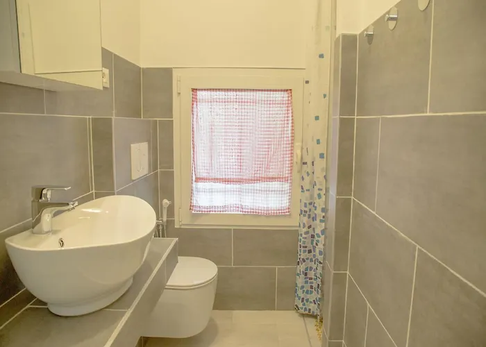 Comfy With Balcony Apartament