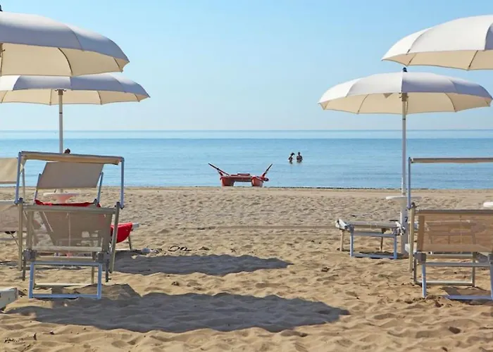 Comfy With Balcony Apartament